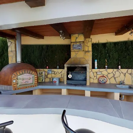 Villa Casa Con Piscina Privada En *