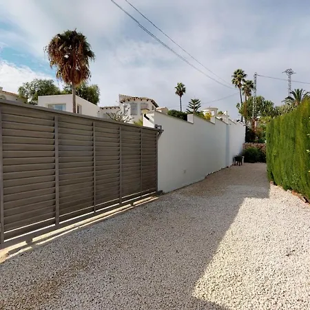 Casa Con Piscina Privada En *